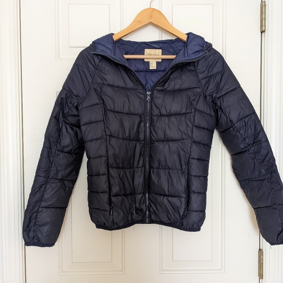 Forever 21 Jackets & Blazers - Forever 21 Puffer Coat